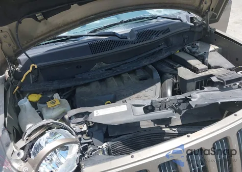 2008 Jeep Compass Sport из США, поврежденный, VIN 1J8FT47W98D707937